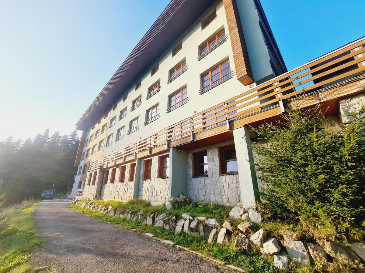 Cihlarka - Lisci Doupe 110 Apartment Pec pod Snezkou Exterior photo